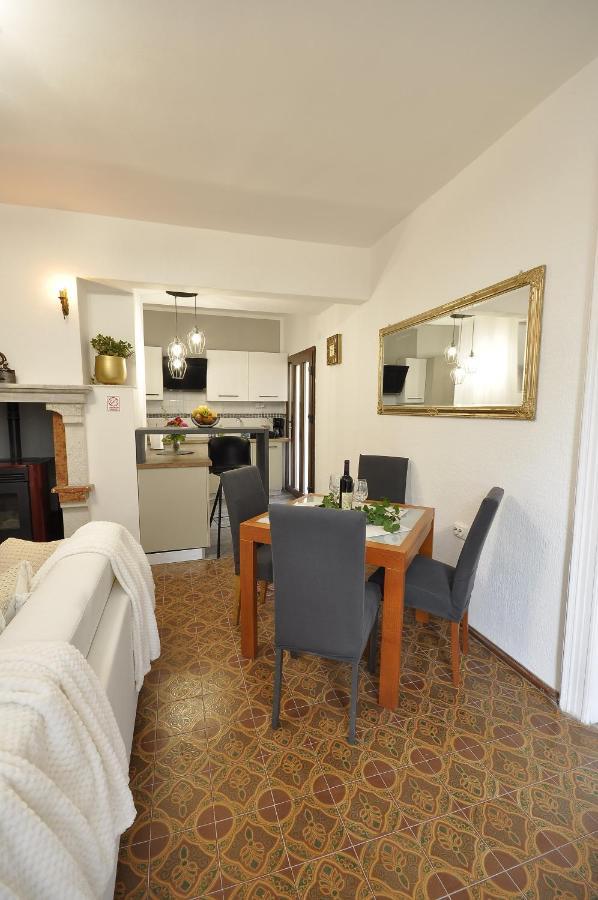 Bakita Appartement Rijeka Buitenkant foto
